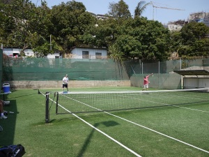 テニスコート（Aviat）